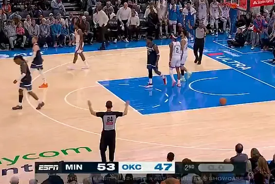 开云官网-半场：雷霆以47-53落后森林狼，兰德尔12中6砍下17分6篮板